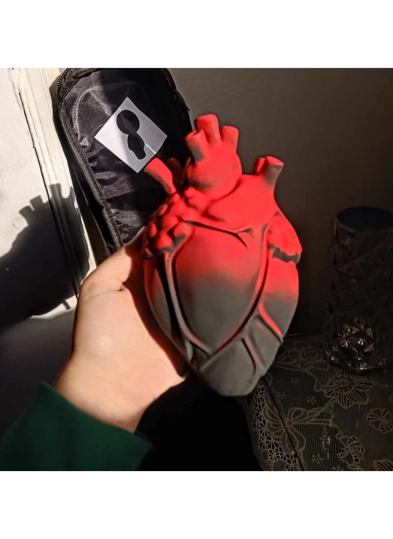 Dusk heart vase