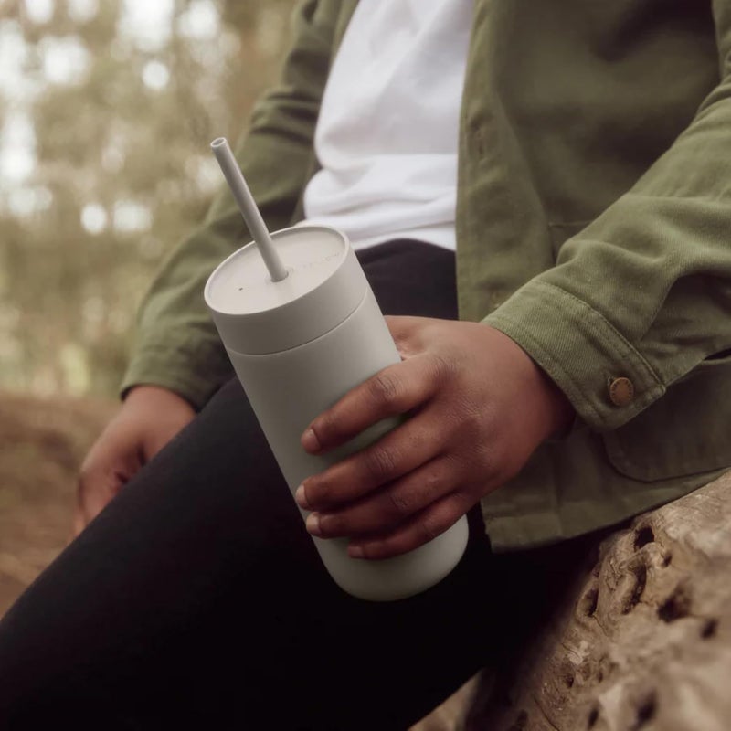 FELLOW 20 oz Carter Cold Travel Iced Coffee Mug - Stainless Steel Vacuum-Insulated Iced Coffee tumbler with Spill Resistant lid and straw - Matte Grey - Image 3