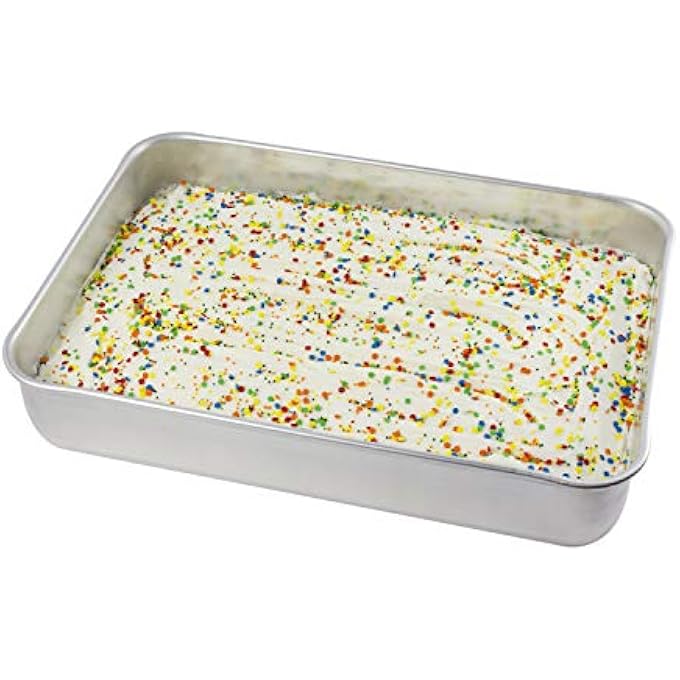Nesco Aluminum Cake Pan with Classic Lid - Image 3