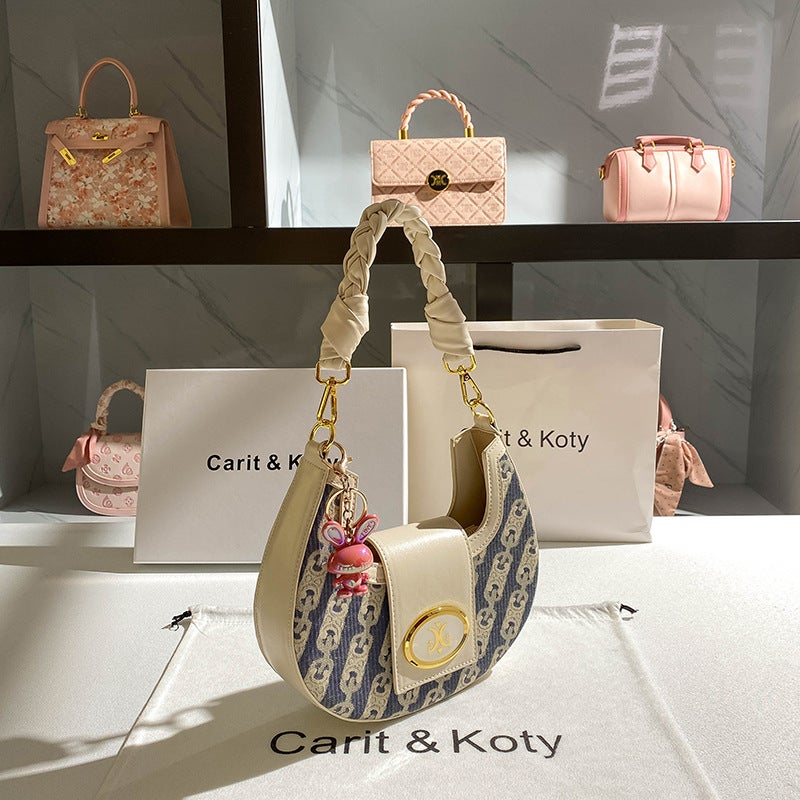 One-Piece Delivery Fashion All-Match Woven Underarm Bag 2024 Niche Fashion Shoulder Crescent Bag - Image 3