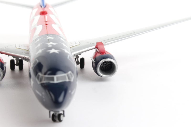 GeminiJets Boeing 737-800 Commercial Aircraft Southwest Airlines - Freedom One American Flag Livery Gemini 200" Series 1/200 Diecast Model Airplane by GeminiJets - Image 4