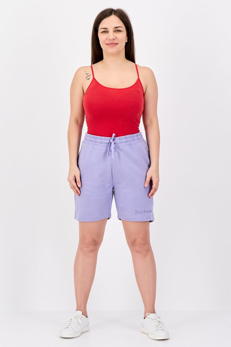Juicy Couture شورتات أساسية بشعار العلامة التجارية للنساء، لافندر - Image 2