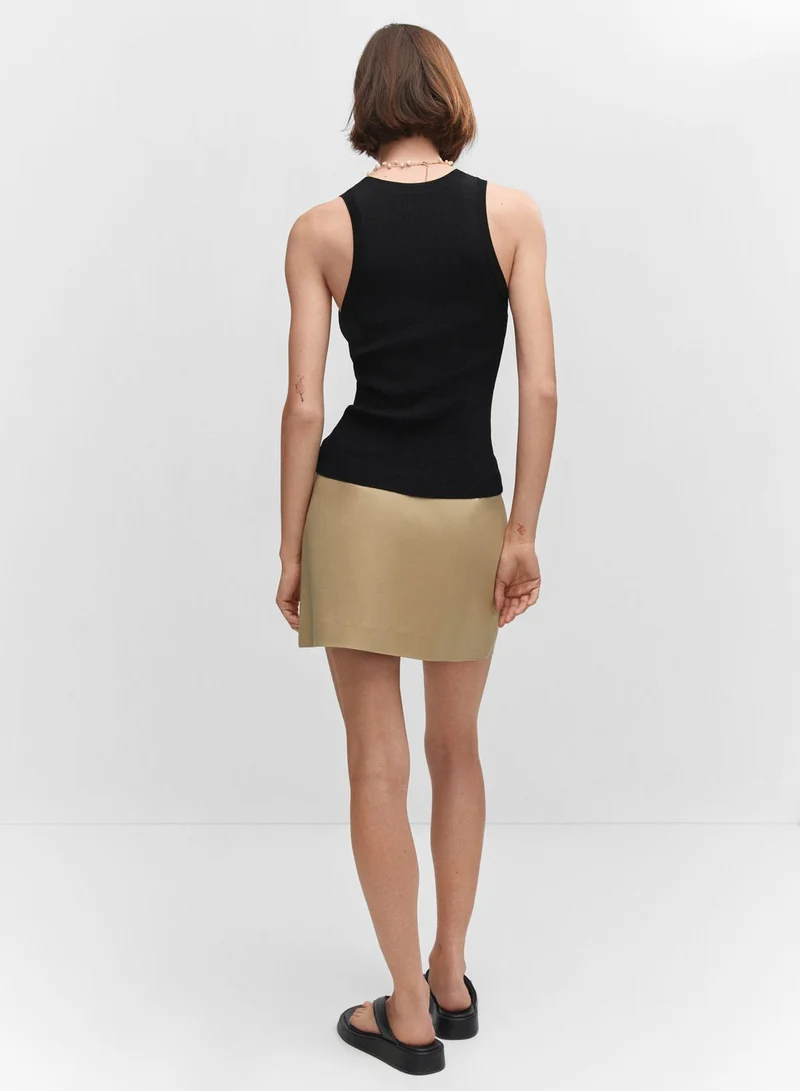 مانجو Round Neck Tank Top