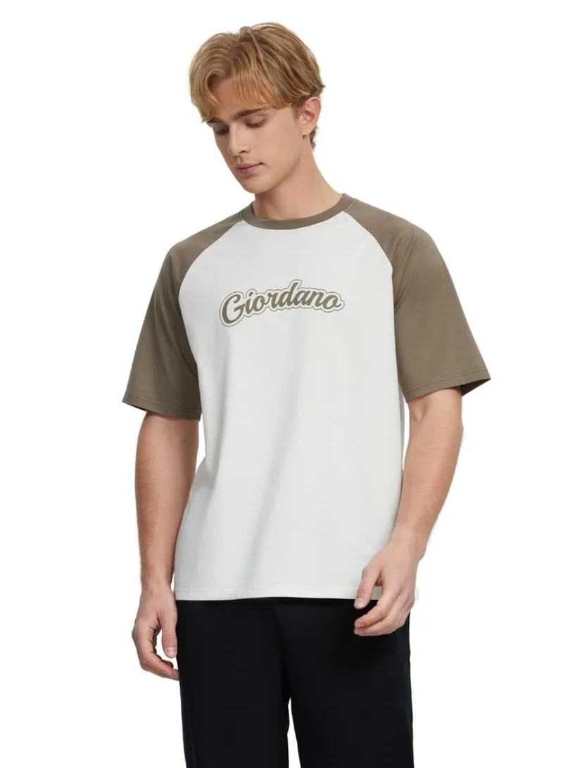 جيوردانو تيشيرت رجالي بطبعة مميزة - متعدد الألوان