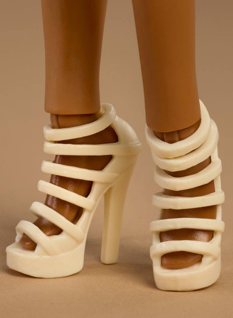 Barbie دمية الأساس رقم 08 - دمية صغيرة - Image 5