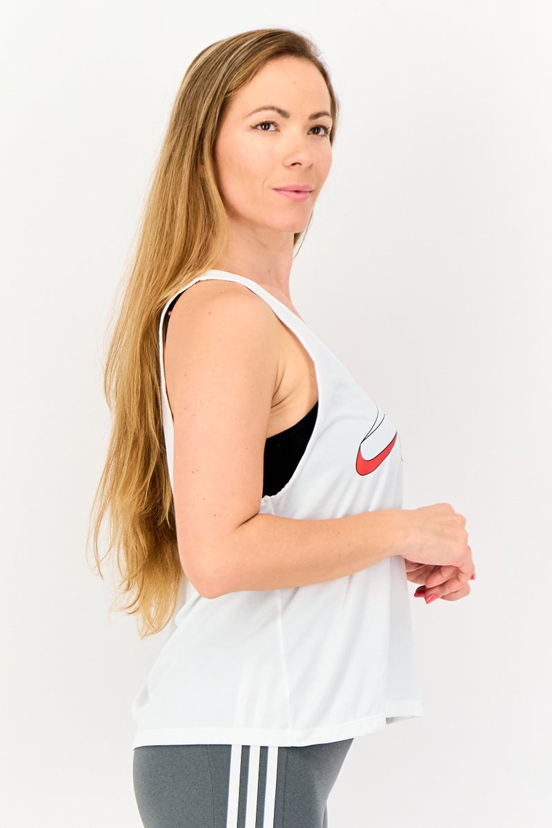 Nike تي شيرت رياضي نسائي بلا أكمام للجري، أبيض - Image 3