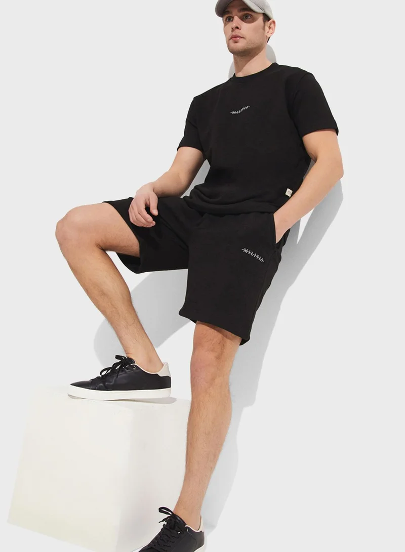جون Crew Neck T-Shirt & Short Set
