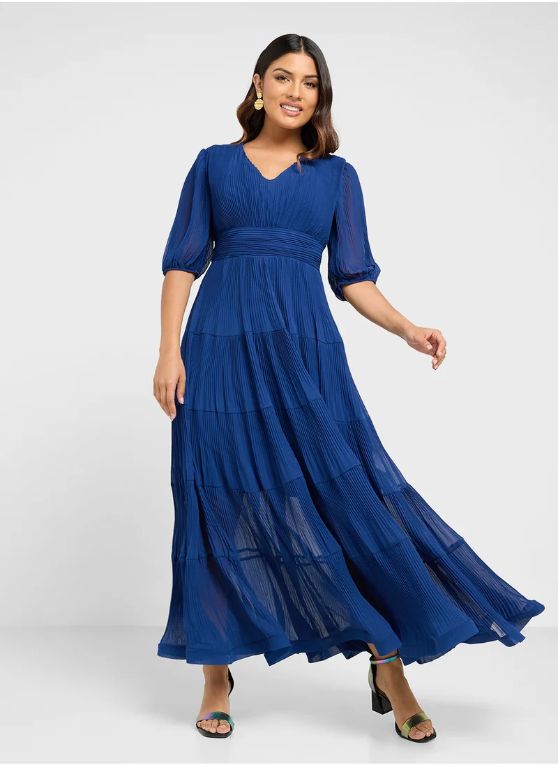 ايلا Tiered Dress With Puff Sleeves