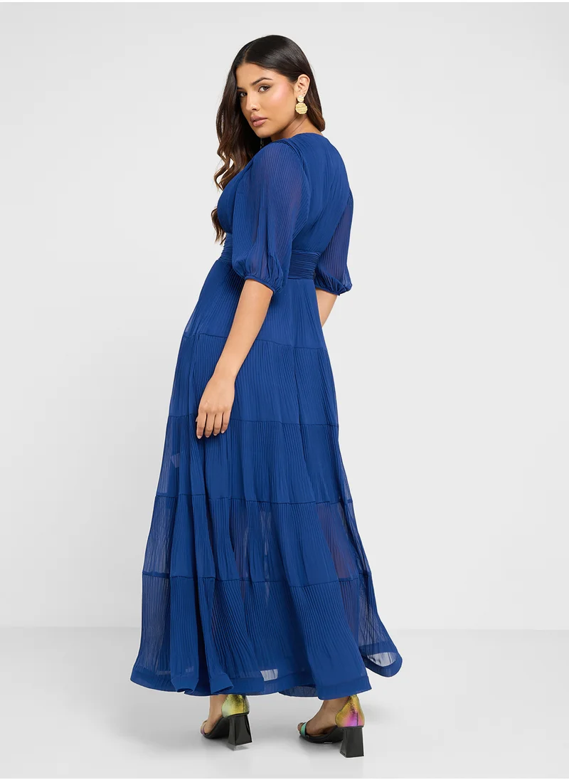 ايلا Tiered Dress With Puff Sleeves