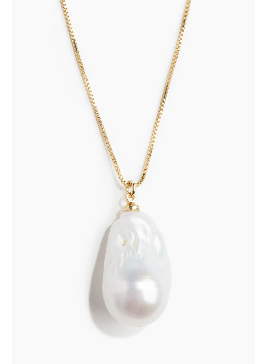 H&M Gold-Plated Pearl Pendant Necklace