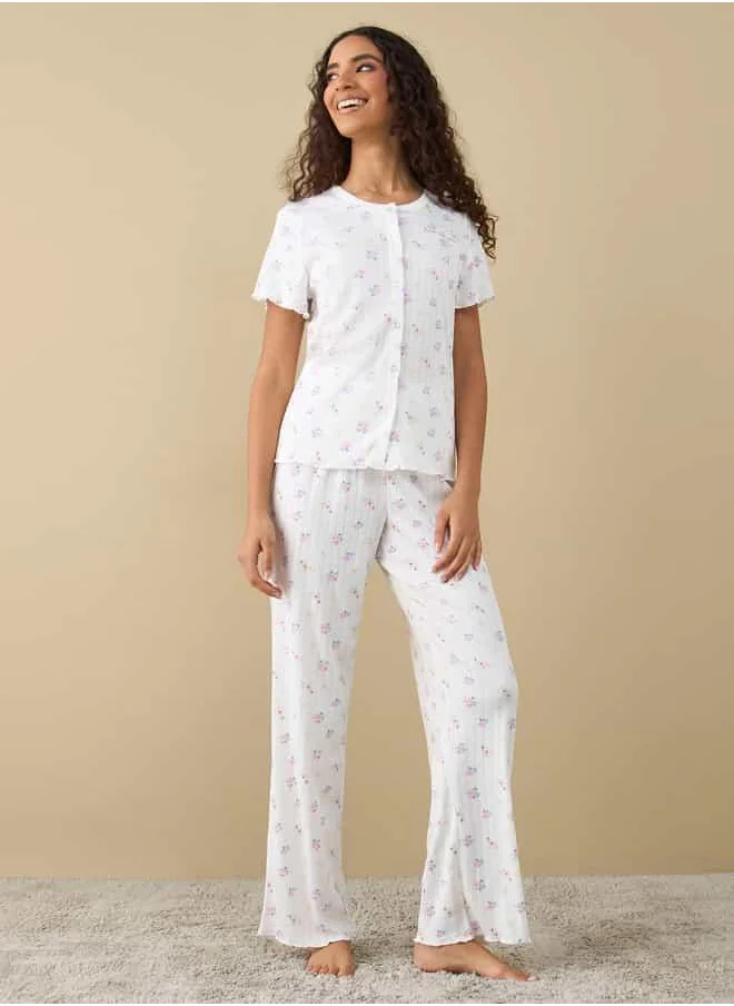 FAV All-Over Print Pointelle V-neck T-shirt and Pyjama Set