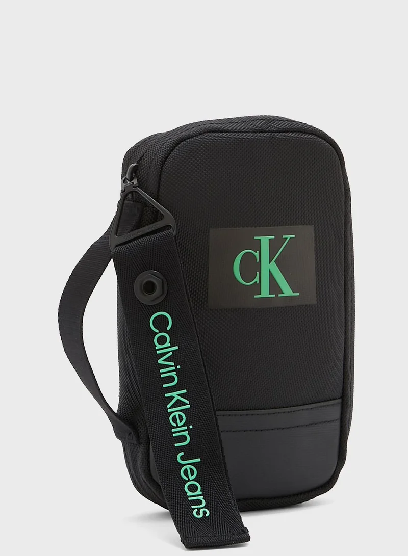 Calvin Klein Jeans Park Culture Tech Organizer Messenger Bag