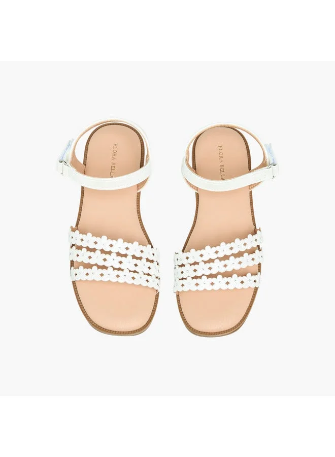 فلورا بيلا من شو إكسبرس صنادل بناتي بتفاصيل زهور وشريط إغلاق لاصق