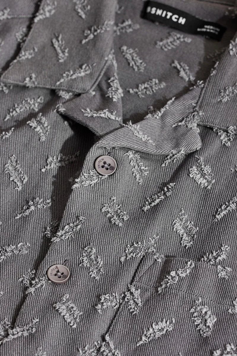 سنيتش قميص خارجي رمادي بنقوش مريحة