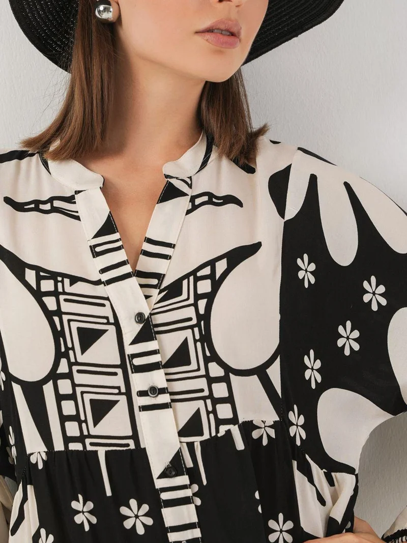 بيغ دارت فستان ماكسي مطبوع بياقة على شكل حرف  وأزرار