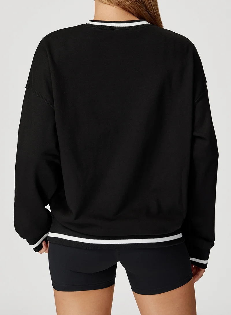 KAWN.YOGA Licorice Black Light Sweatshirt for Women | Best Price UAE
