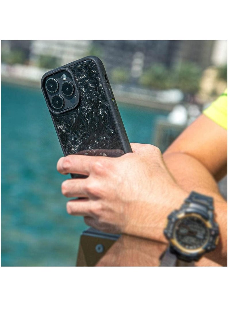 سي ار بي ان جراب هاتف iPhone 13 Pro Max مصنوع من ألياف الكربون - Image 3
