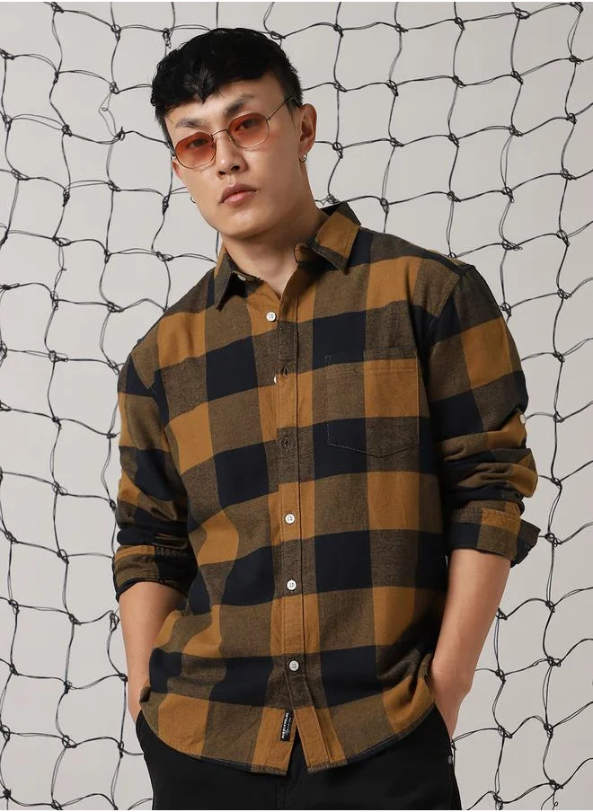 Hubberholme Men Relaxed Spread Collar Buffalo Checked Cotton Relaxed Casual Shirt