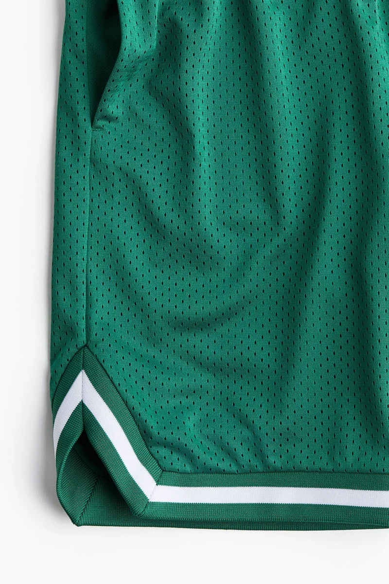 اتش اند ام Drymove™ Basketball Shorts