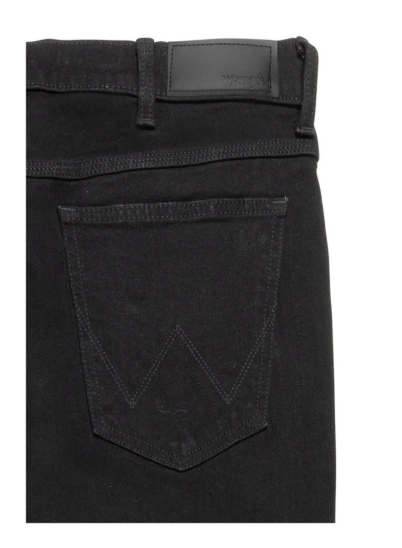 رانجلر بنطلون جينز رجالي Wrangler Authentic ذو قصة عادية وعالي الجودة (لون أسود) - Image 4