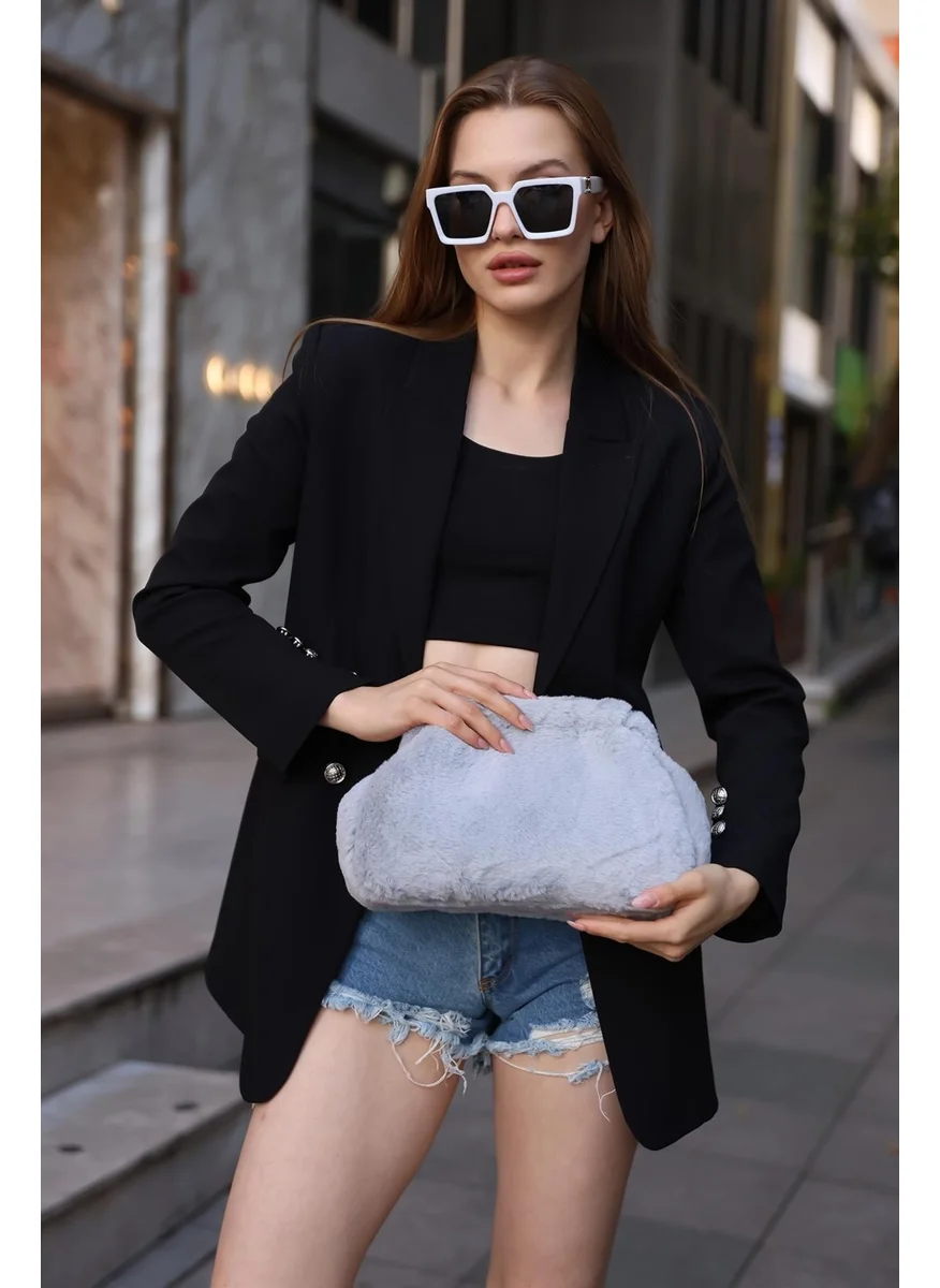 باهلس Women's Gray Soft Plush Clutch Bag