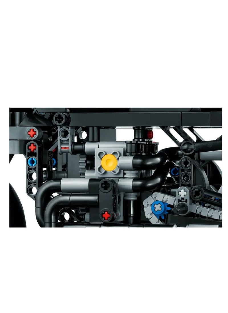 LEGO LEGO - Technic The Batman Batcycle™ 641 Pieces - 42155  - Image 4