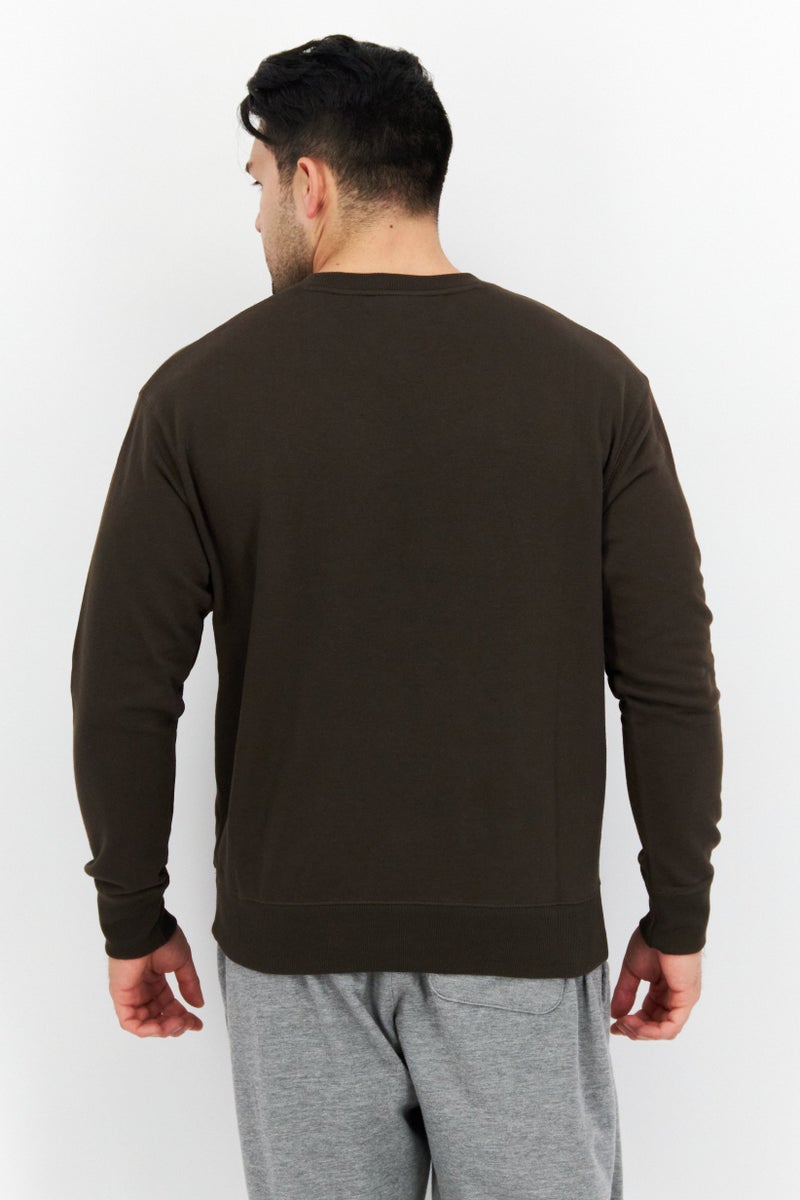 New Balance Men Sportswear Fit  Brand Logo Training Sweatshirts, Brown - Image 4