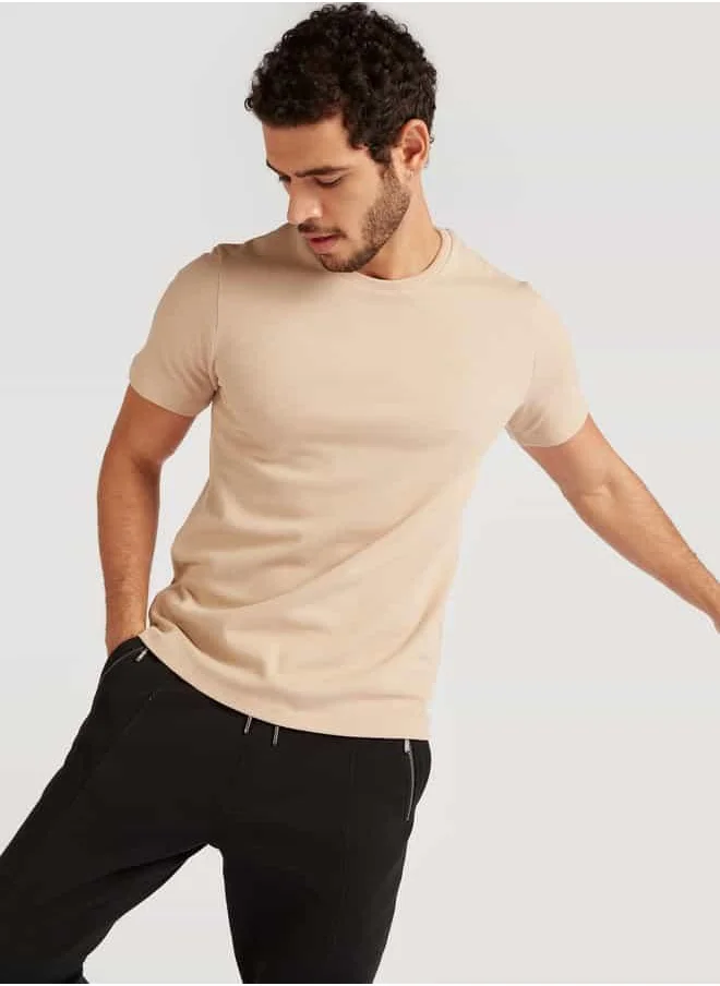 Iconic Iconic Textured Slim Fit T-shirt with Crew Neck and Short Sleeves