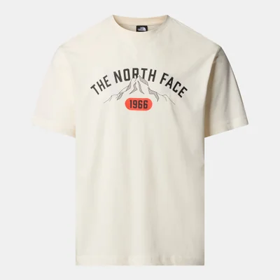 THE NORTH FACE Men's Varsity Graphic T-Shirt