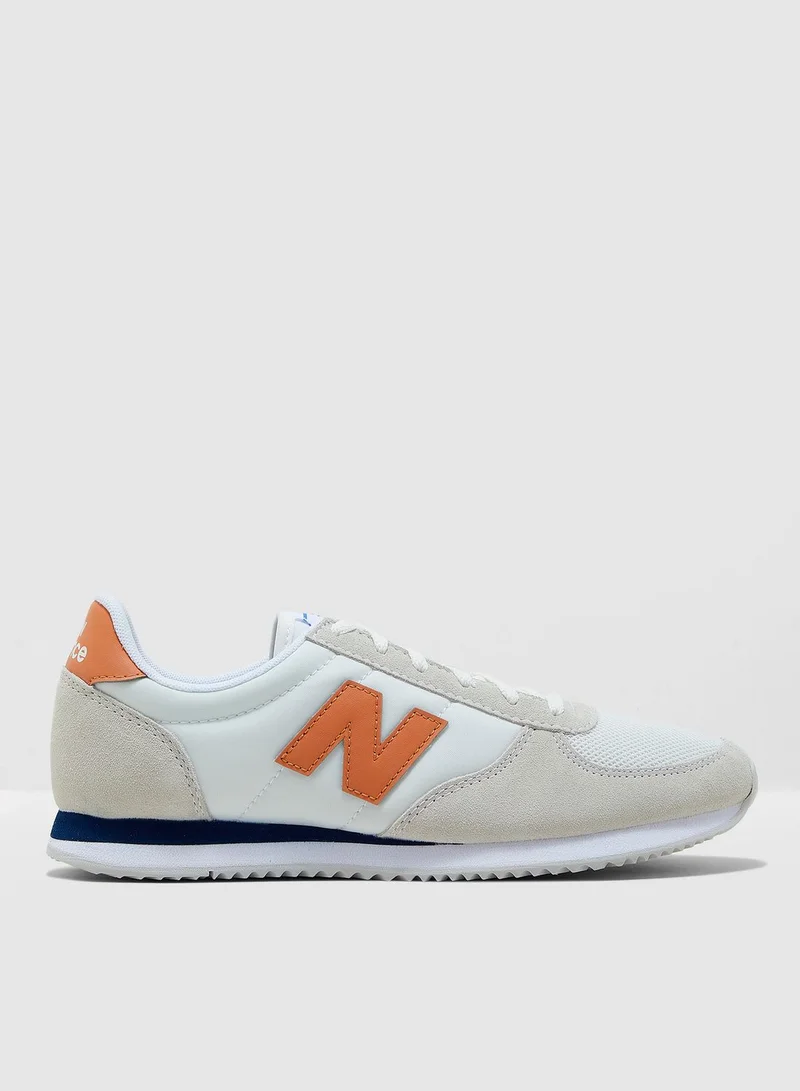 New Balance 220 Low Top Sneakers