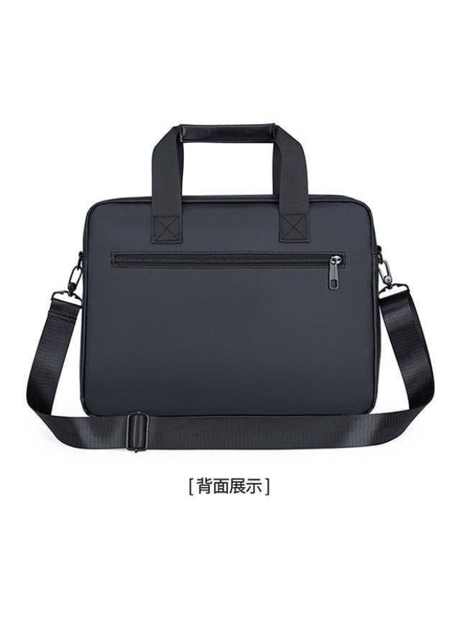 كالفن كلاين بيرفورمانس حافظة لاب توب كاجوال بتصميم شنطة حمل بسوستة مزينة ومناسبة لحماية اجهزة اللاب - Image 3