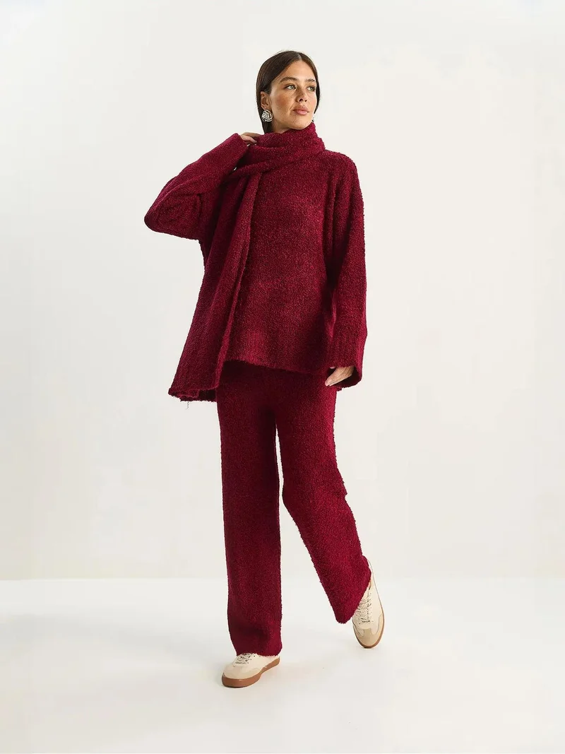 بيانكو لوتشي طقم قطعتين محبوك كبير الحجم من لوتشي