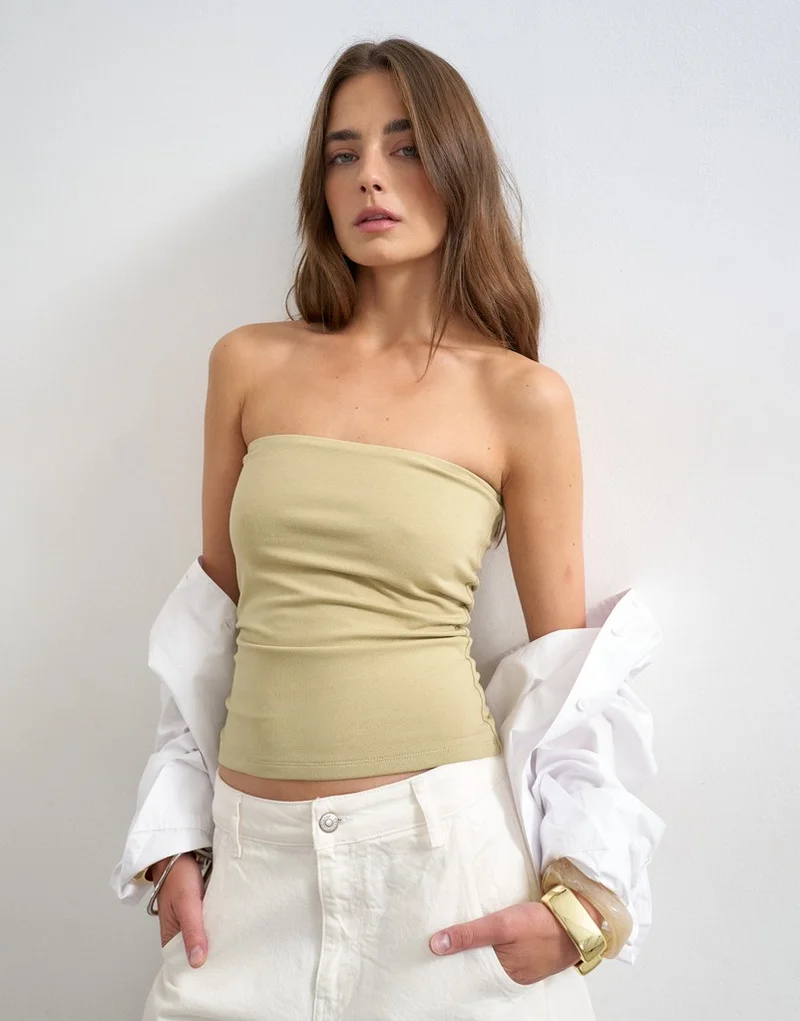 TOPSHOP Knitted Bandeau Top With A Closed Neckline