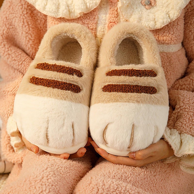 conrtems Plush cat paw slippers with non-slip soles, cozy and cute slippers (Khaki, Adult, Women, 7, Numeric Range, US Footwear Size System, 8, Medium) - Image 4