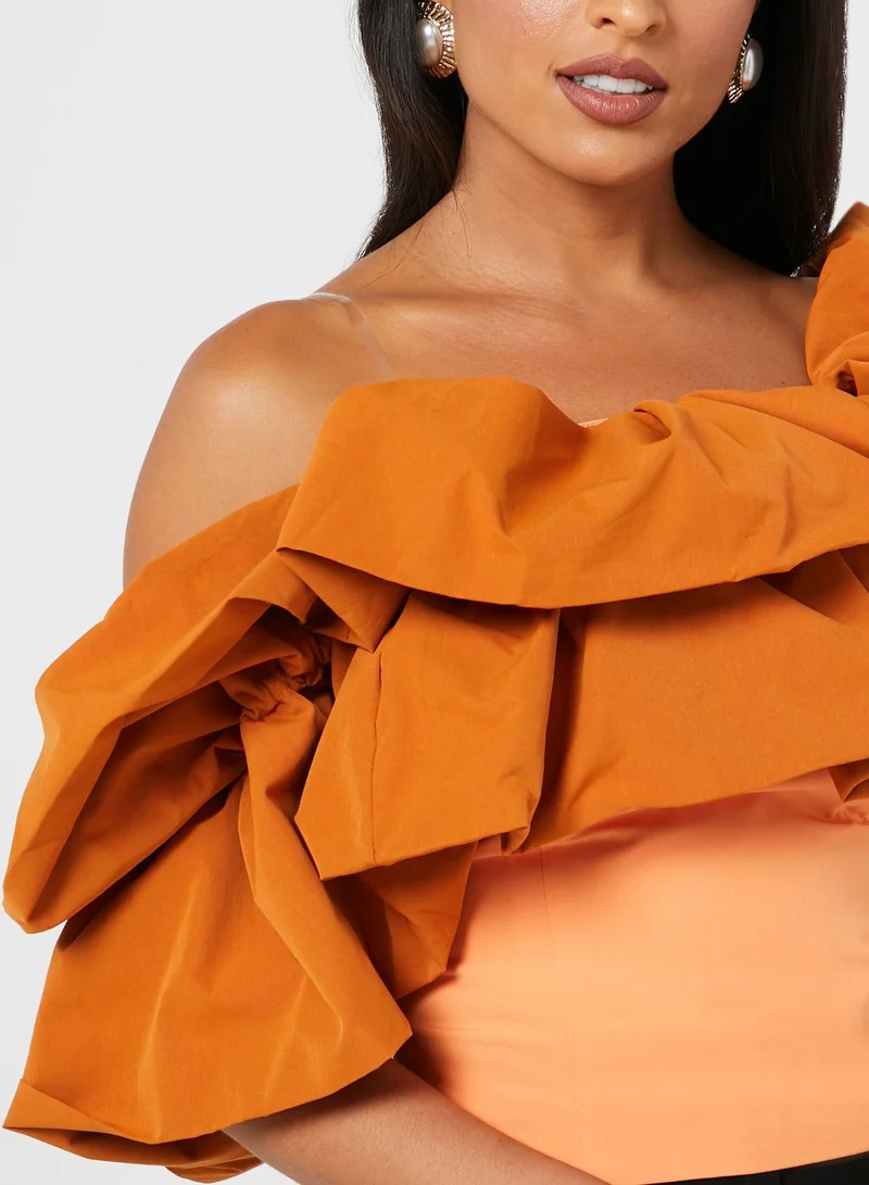the no name style Volume Monostrap Statement Top