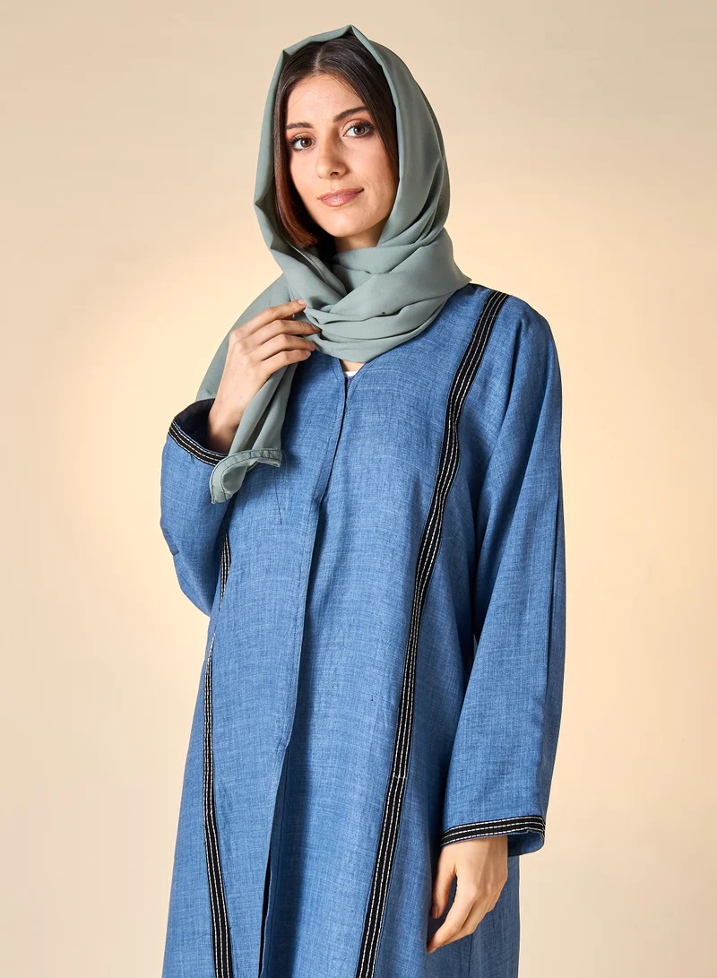 هدية المدينة  HM - عباية كلاسيكية مع حجاب