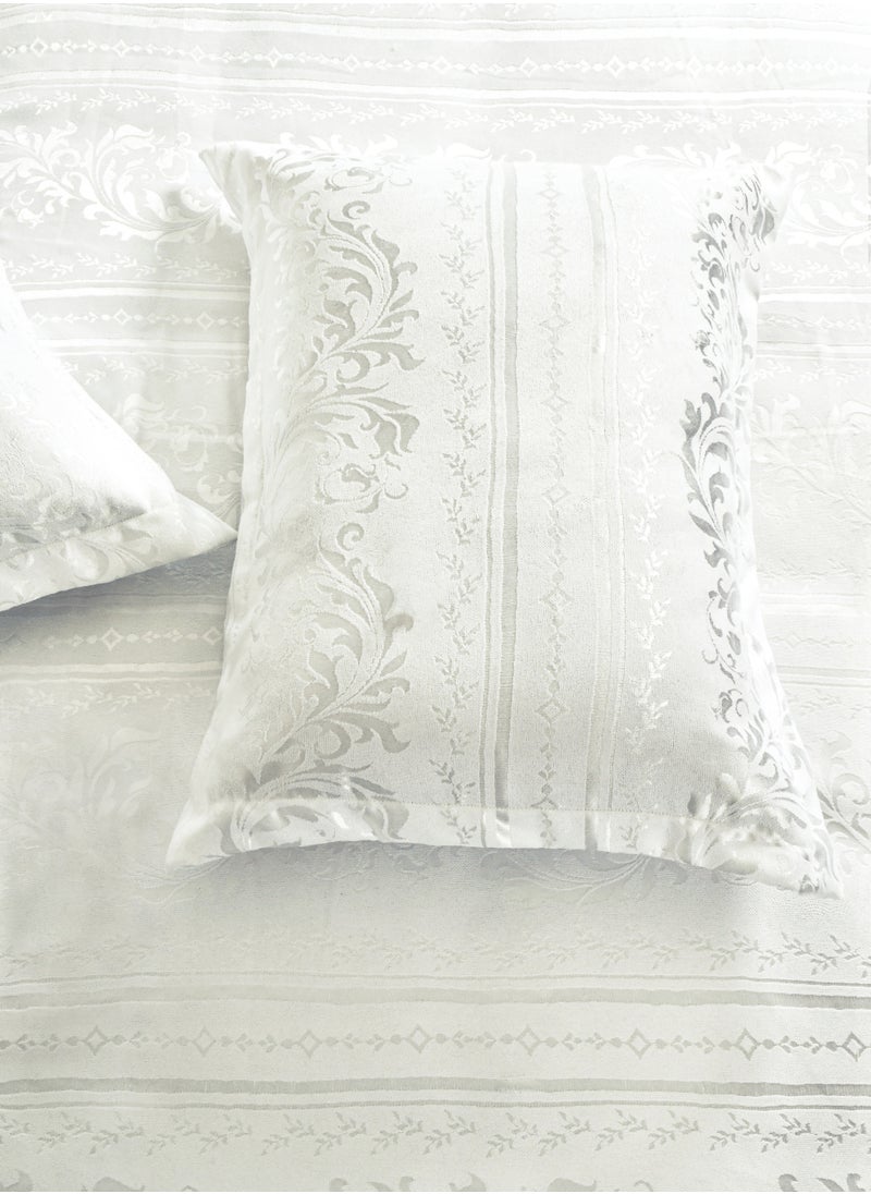 Master Home Textile - MASTER Polyester Jacquard  Comforter Sets, Fits 200 x 200 cm Bed, For Double Size Bed, With Removable Filling, 9 Pcs King Size, Soft, Breathable,  Elegant - Image 1