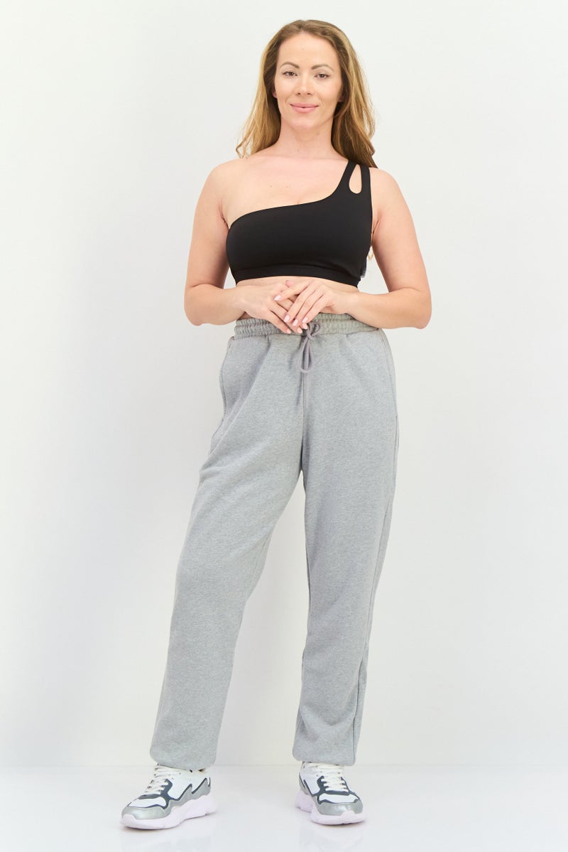 Adidas سوتيان رياضي نسائي مزود بغطاء رأس وحمالة عنق، أسود - Image 4