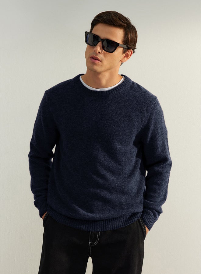 trendyol Limited Edition Navy Blue Regular Woolen Crew Neck Plain Knitwear Sweater - Image 3
