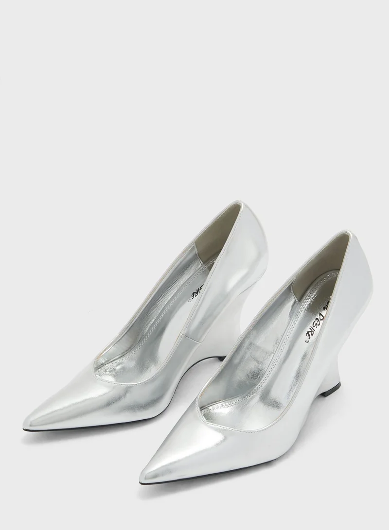 PUBLIC DESIRE Bettywedge Shoes