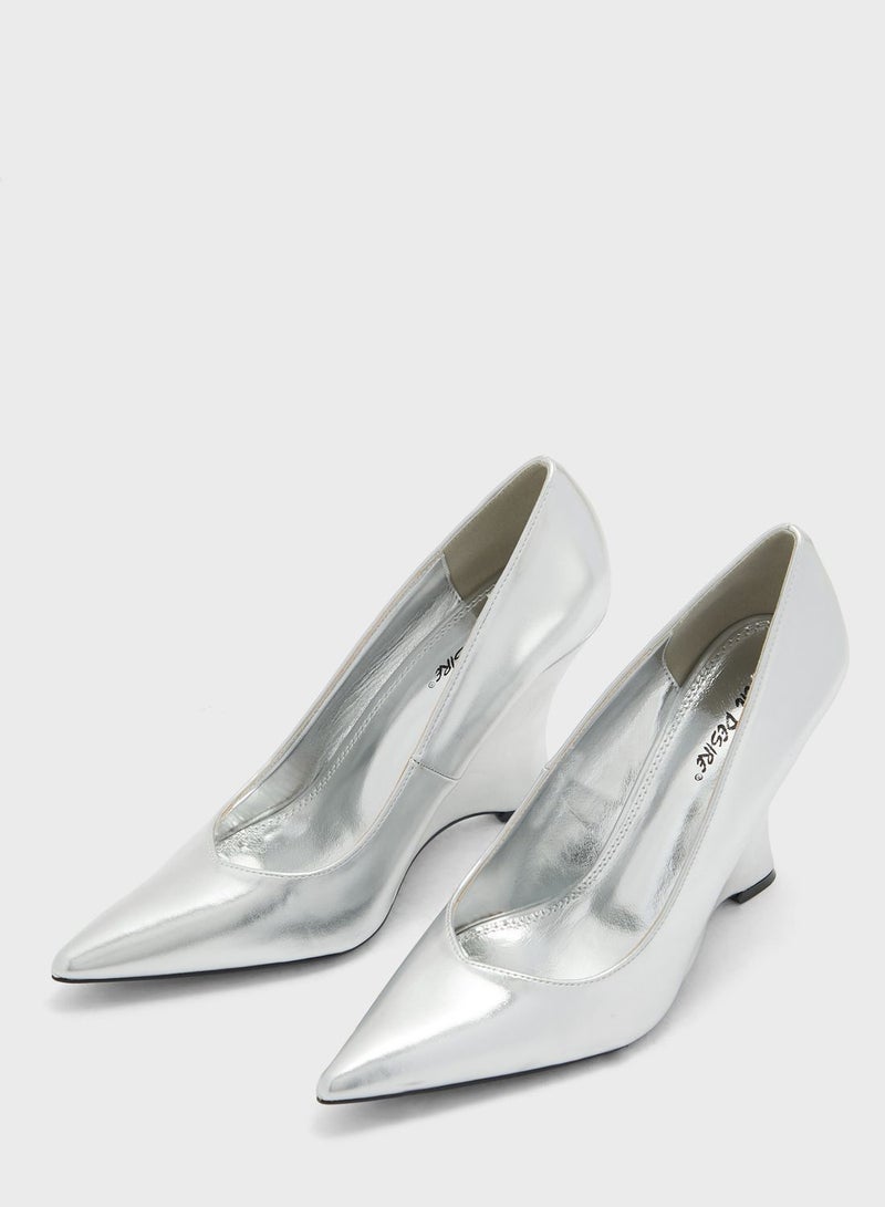 PUBLIC DESIRE Bettywedge Shoes - Image 4