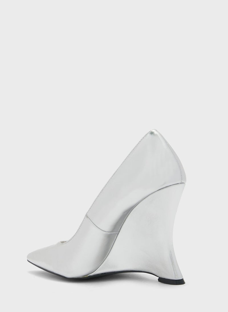 PUBLIC DESIRE Bettywedge Shoes - Image 3