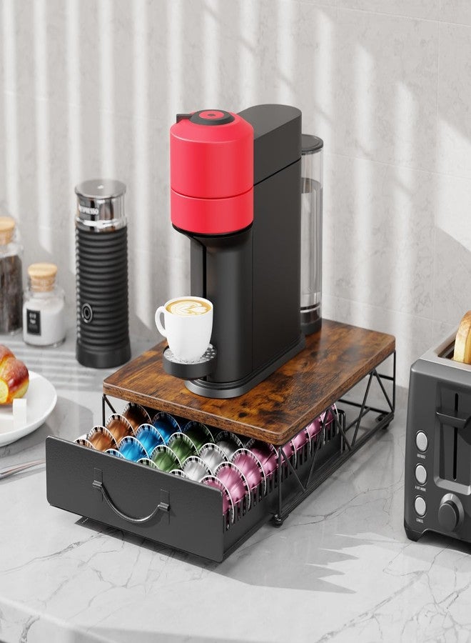 HFHOME حامل كبسولات HFHOME Vertuo، متوافق مع كبسولات Nespresso Vertuoline سعة 40 كبسولة كبيرة أو 60 كبسولة صغيرة، سطح خشبي وأرفف شبكية، منظم ركن قهوة للمطبخ مع درج منزلق، لون بني ريفي - Image 2