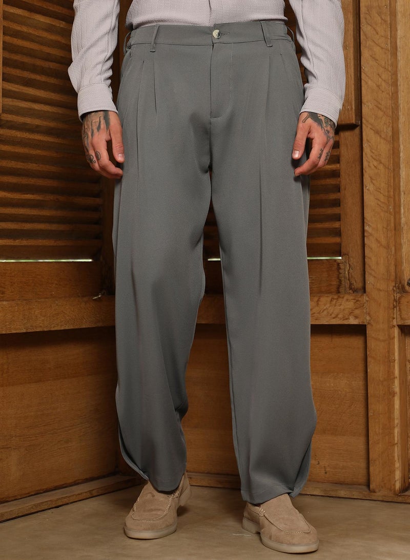 Campus Sutra Men's Dark Olive Straight-Cuffed Pleated Trousers For Casual Wear | Mid-Rise | Straight Fit | Button Closure | Trousers Crafted With Comfort Fit For Everyday Wear - Image 2