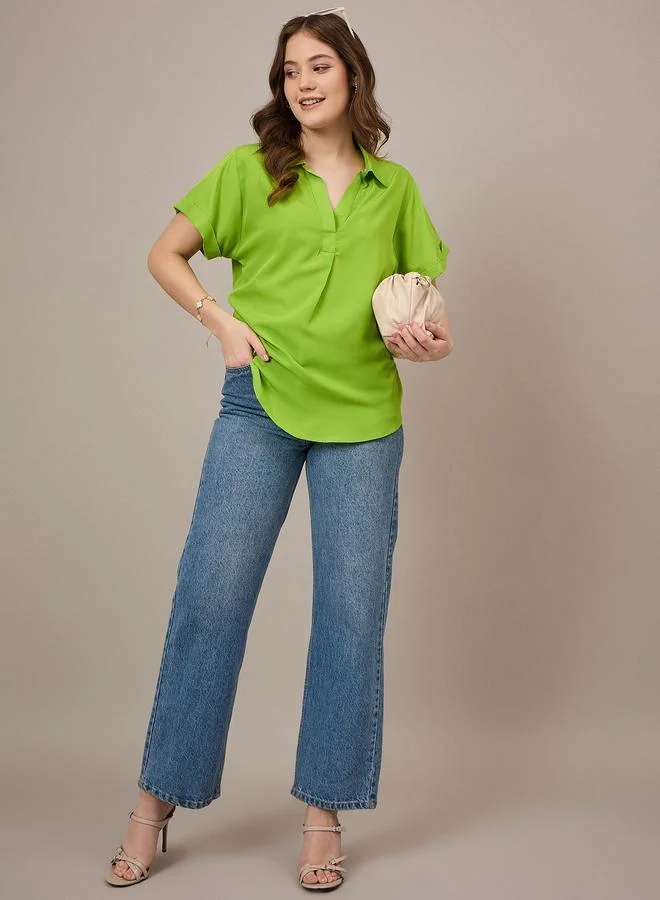 كواري بلوزة بقصة مريحة وياقة مفتوحة