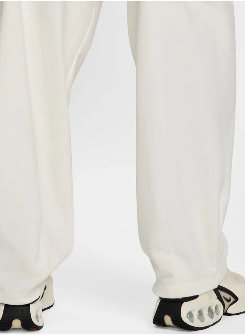 Nike Club Fitted Oversized Sweatpants