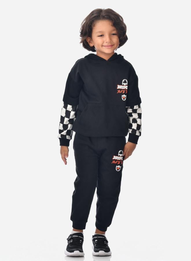 victor and jane Graphic Print Regular Fit Hoodie & Joggers Set by Styli  - Image 1
