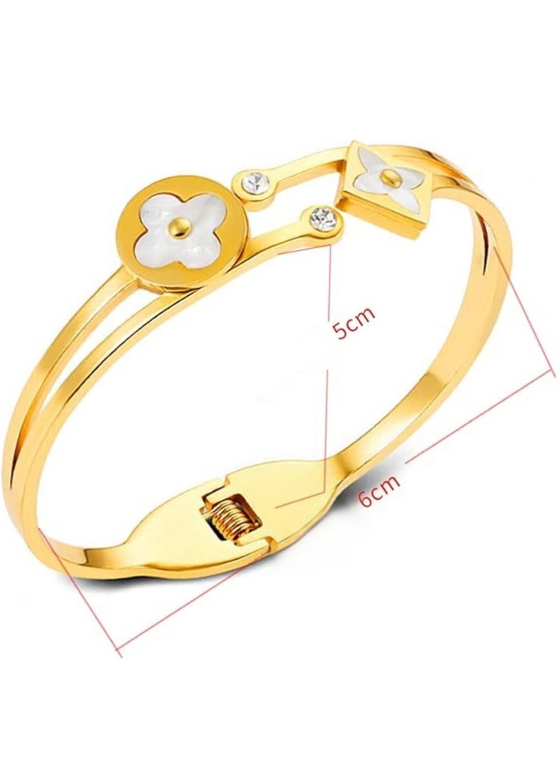 قام سوار كريستالي من الذهب عيار 18 قيراطًا - Image 2