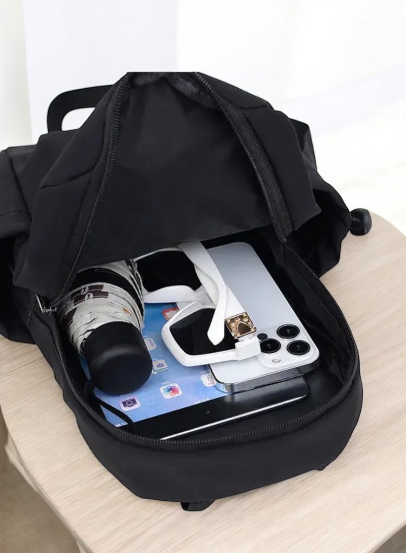 ام جي شنطة كروس بودي من إم جي للجنسين باللون الأسود بتصميم أنيق وعصري - Image 3