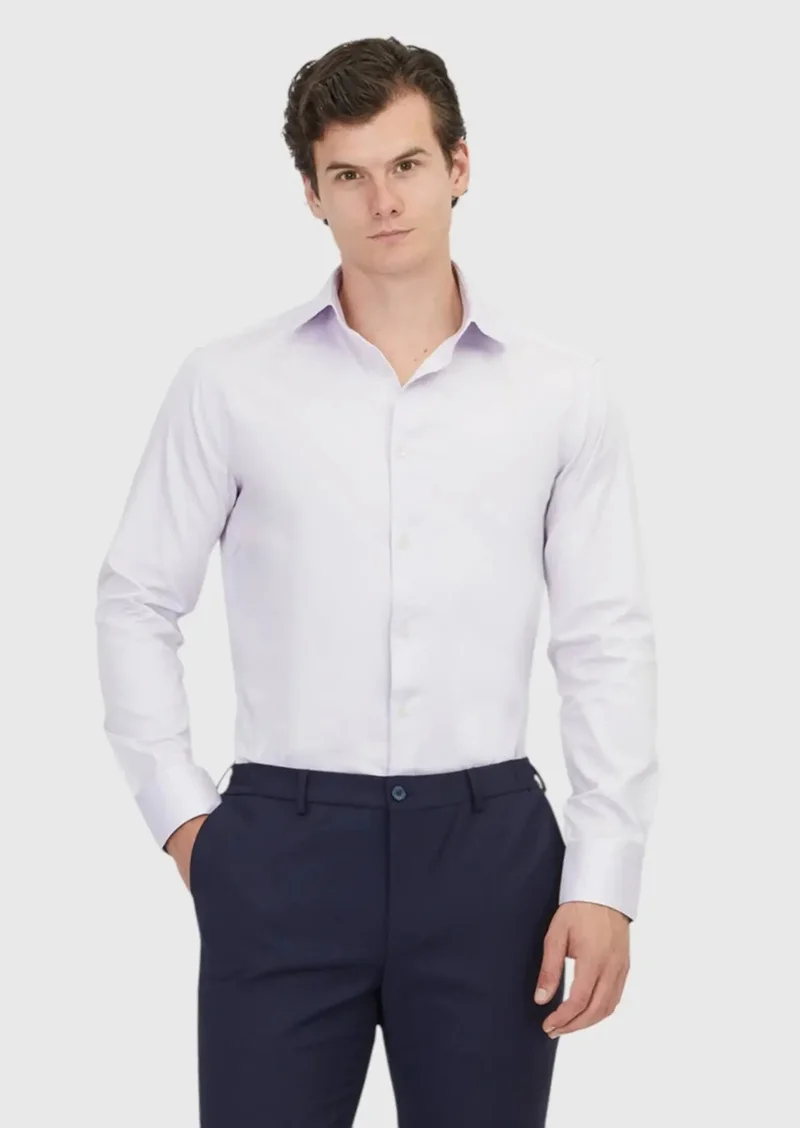 رامسي قميص قطني 100% سادة بلون بنفسجي، بقصة عادية، منسوج بنسيج كلاسيكي.